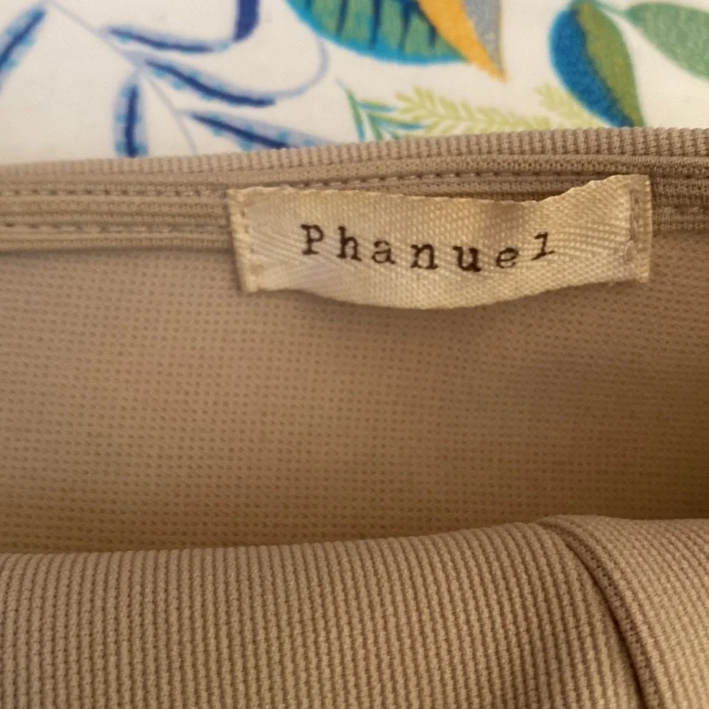 PHANUEL NUDE AND BLACK STRAPLESS BODYCON DRESS - Picture 3 of 5